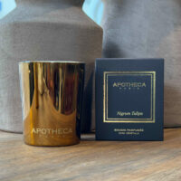 bougie parfumée nigrum tulipa dans son verre bronze. une bougie végétale.