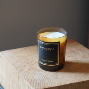 Bougie parfumée NIGRUM TULIPA (ambre) en verre ambré et étui noir