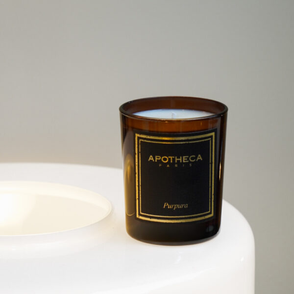 Bougie parfumée PURPURA en verre ambré et étui noir